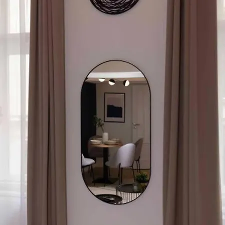 Luxury Centre Loft Appartement *